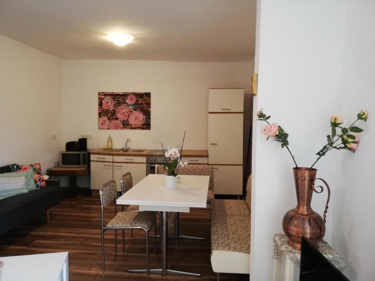 Lemone Apartment *
